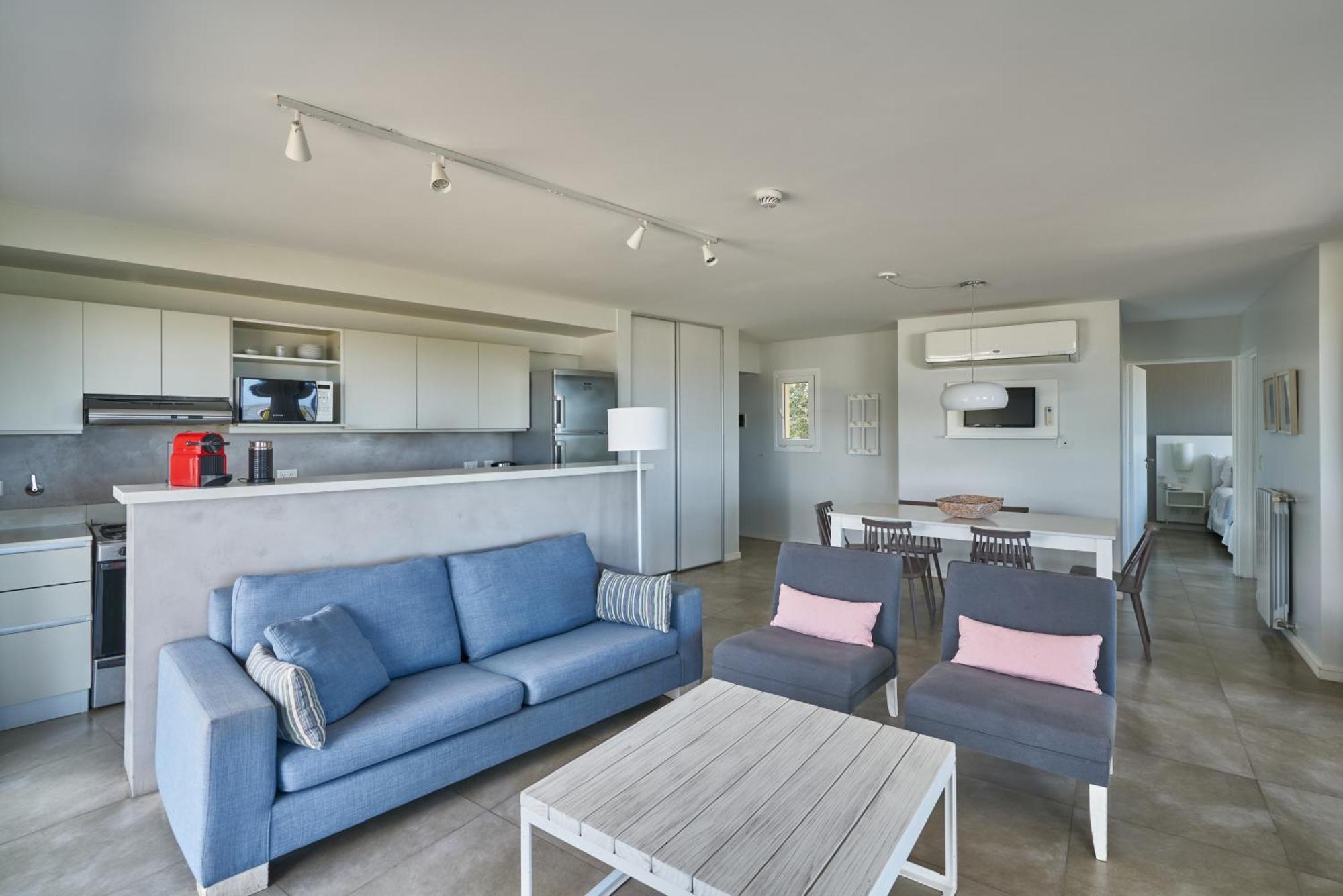 Almarena & Boutique 4* Costa del Este