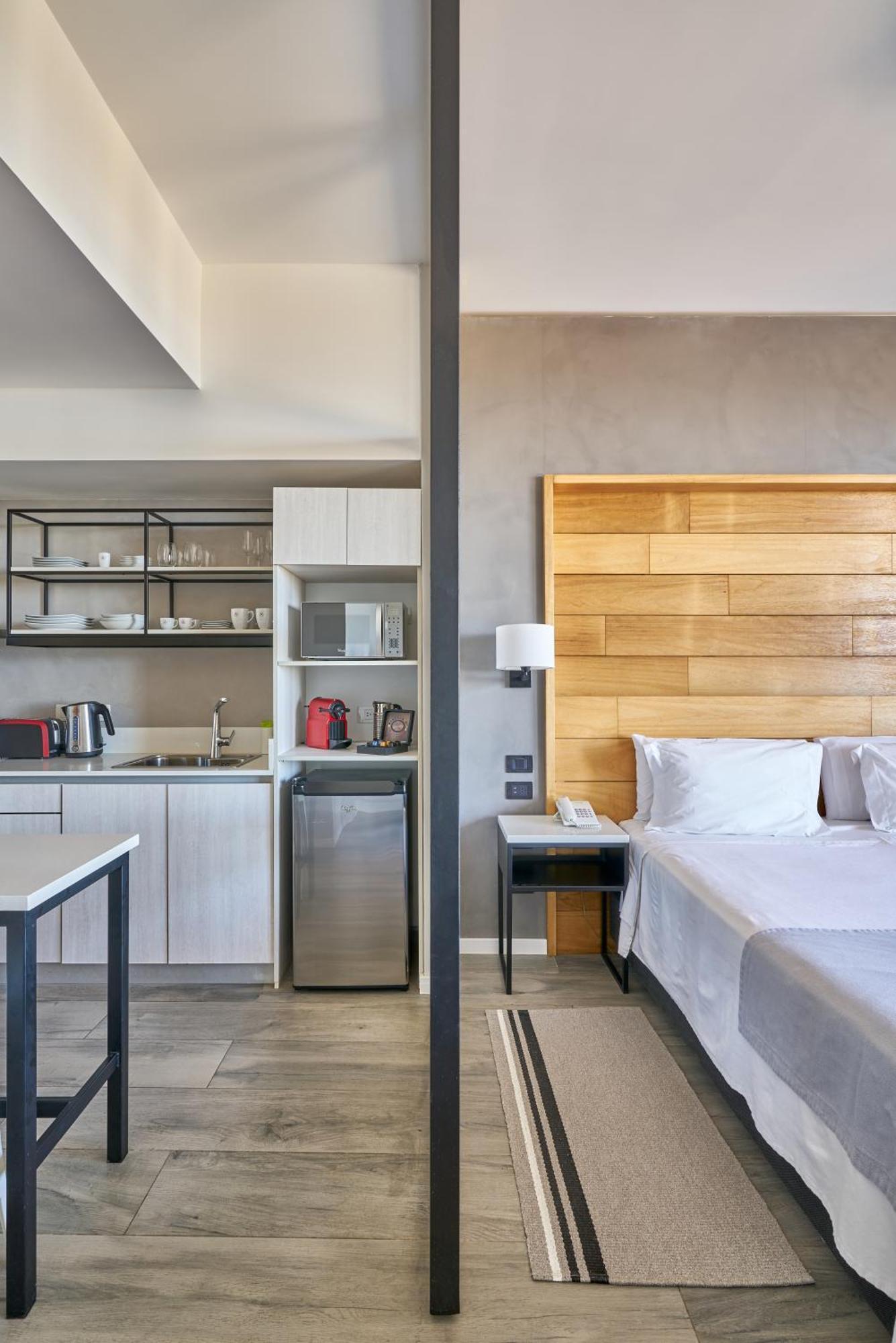 Apart-hotel Almarena & Boutique 4*