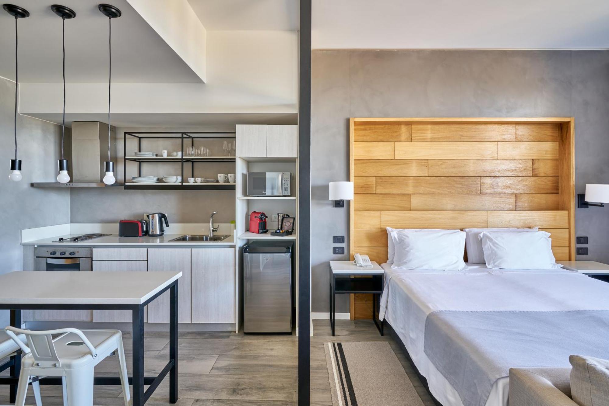 Almarena & Boutique 4* Costa del Este