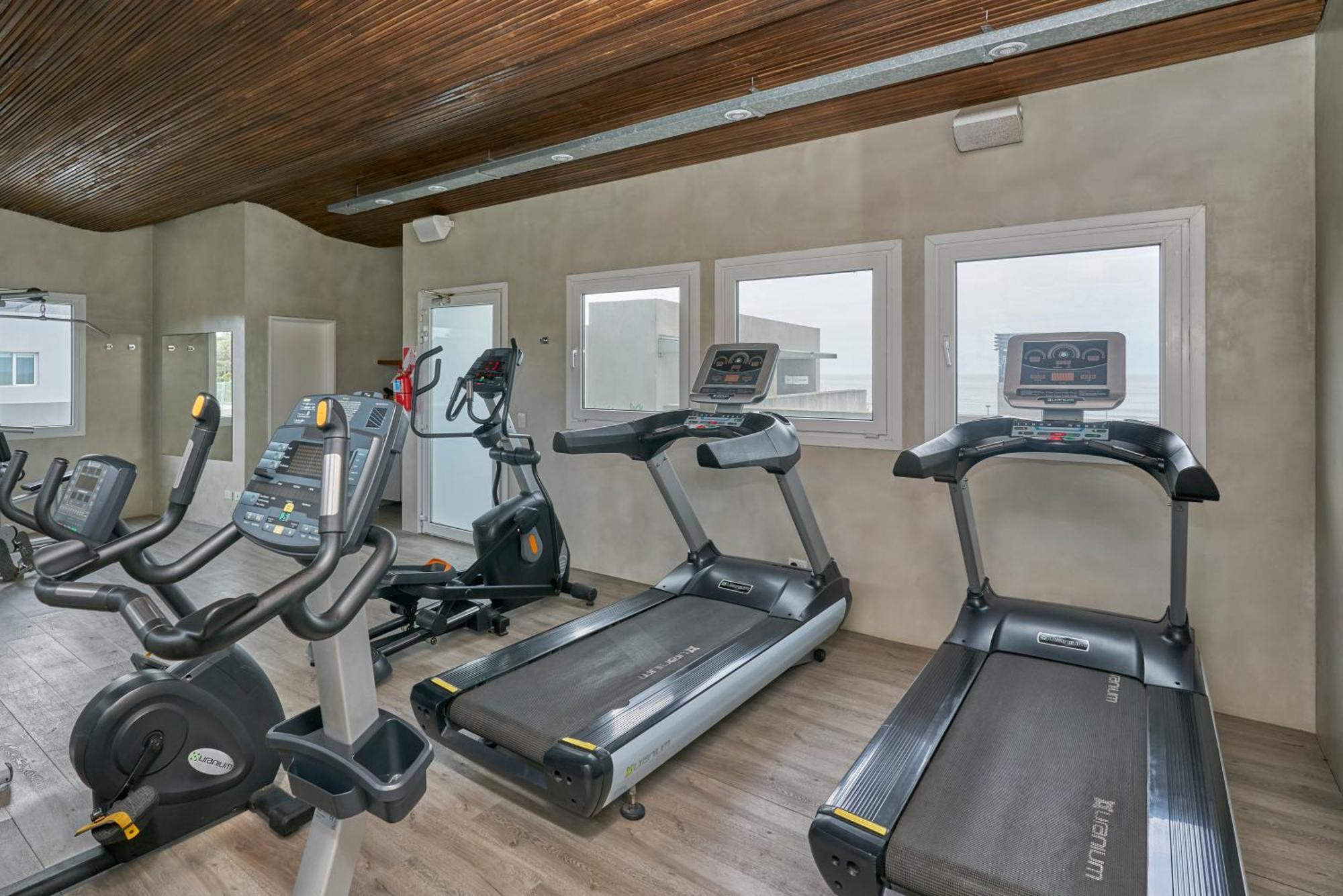 Almarena & Boutique Apart-hotel